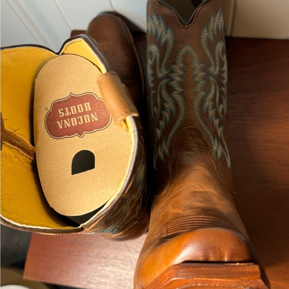 Nocona Boots NWT. Size 11B Old West Tan - Picture 11 of 14